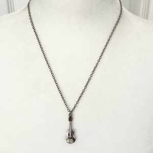 🍭6/$30 Silver tone daisy guitar pendant charm necklace